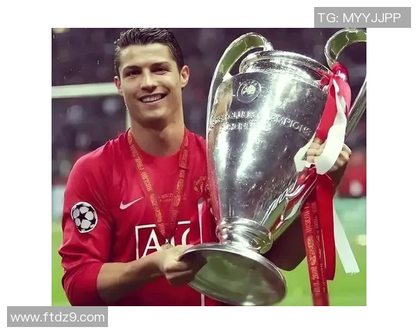 90年代足球传奇球星排行榜 探秘那一时代的足坛巨星与经典时刻