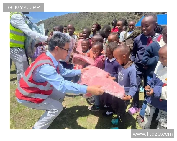 捐资助学和公益事业的足球球星们：他们用行动传递爱心与责任