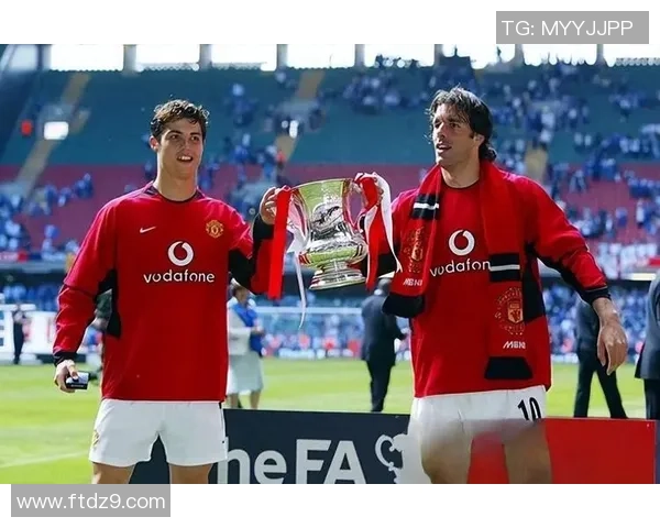 荷兰足球史上50位最具影响力的传奇球星排名及其辉煌成就解析 荷兰足球史上50位最具影响力的传奇球星排名及其辉煌成就解析